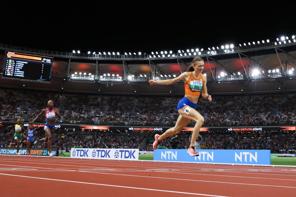 “飞翔的荷兰人”的救赎 “飞翔的荷兰人”的救赎