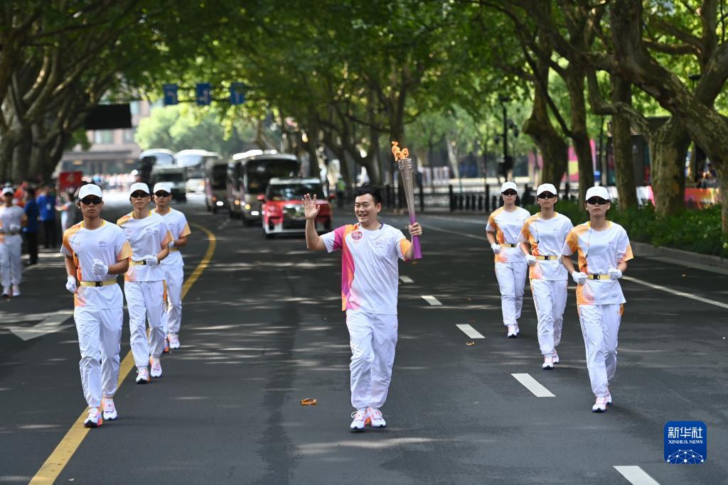 杭州亚运会火炬传递启动