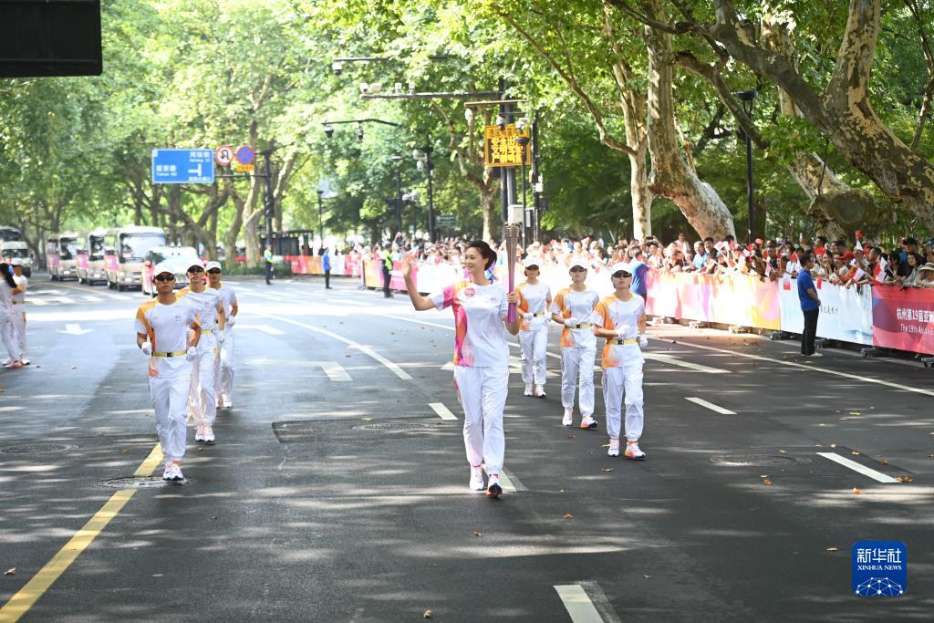 杭州亚运会火炬传递启动