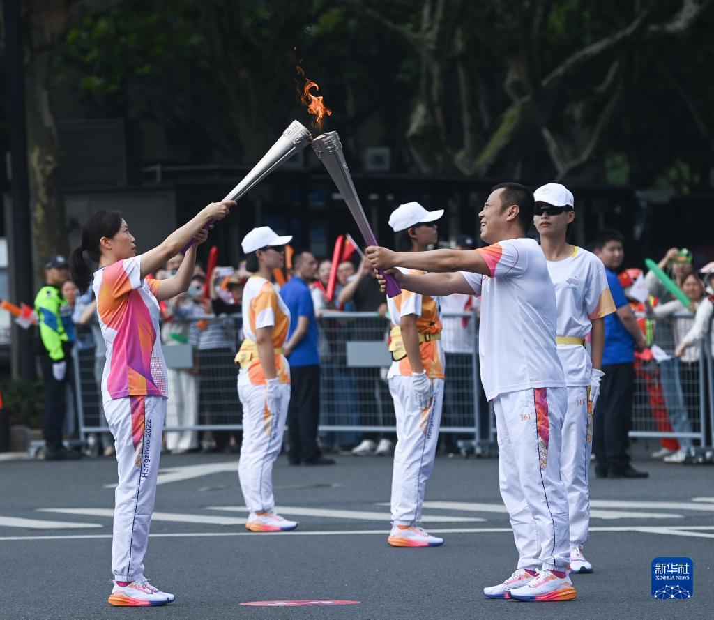 杭州亚运会火炬传递启动