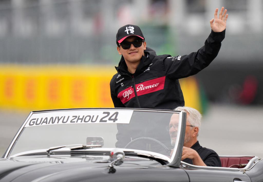 续约只是开始,周冠宇将车头调向更远的未来 续约只是开始,周冠宇将车头调向更远的未来