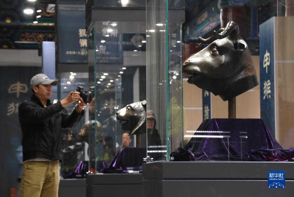 五兽首铜像重聚圆明园