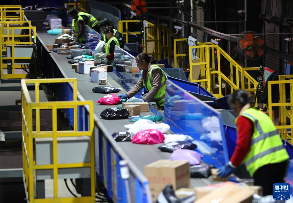 “双11”全国邮政快递业务同比增长23.22%