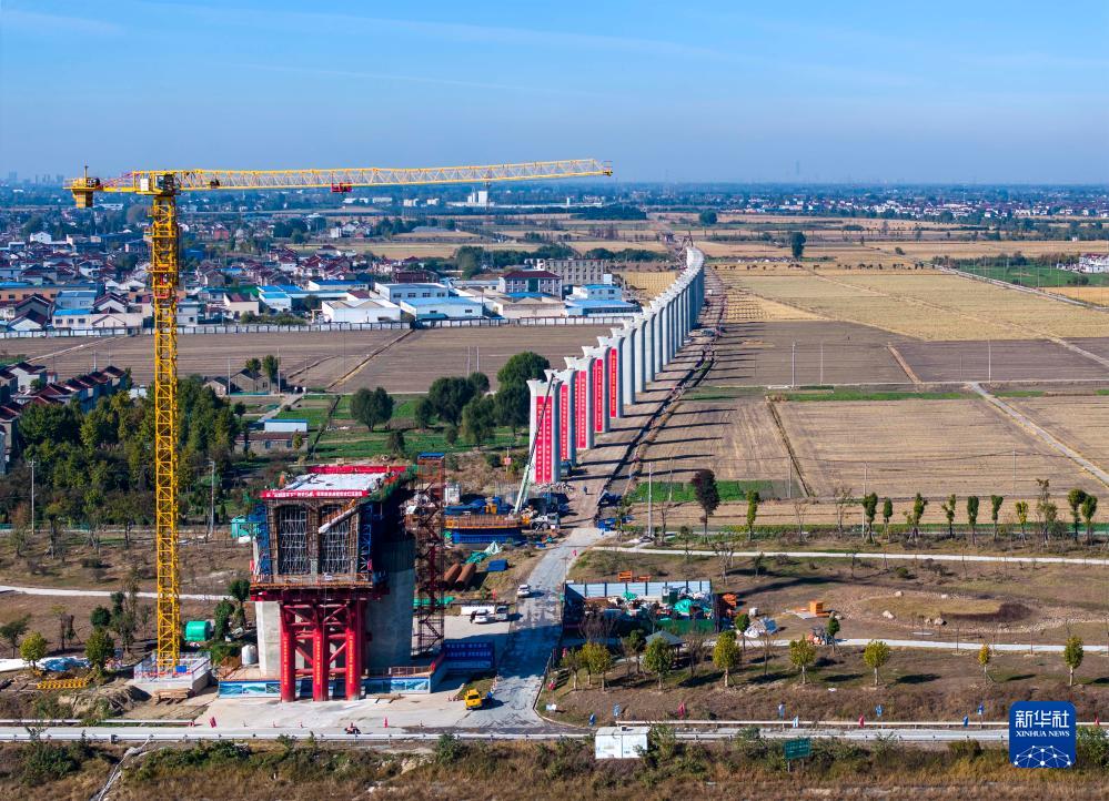 沪渝蓉高铁泰州段桥梁工程建设全面进入上部结构施工阶段