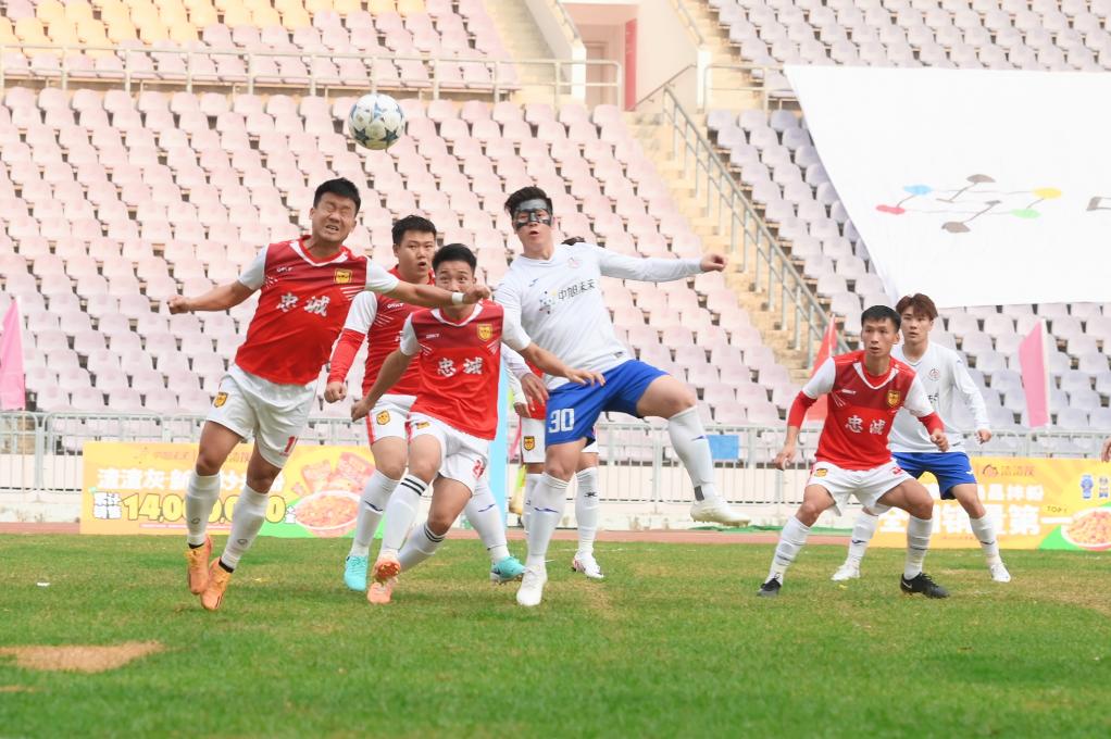 从香港到广州 “村超”以球会友 从香港到广州 “村超”以球会友