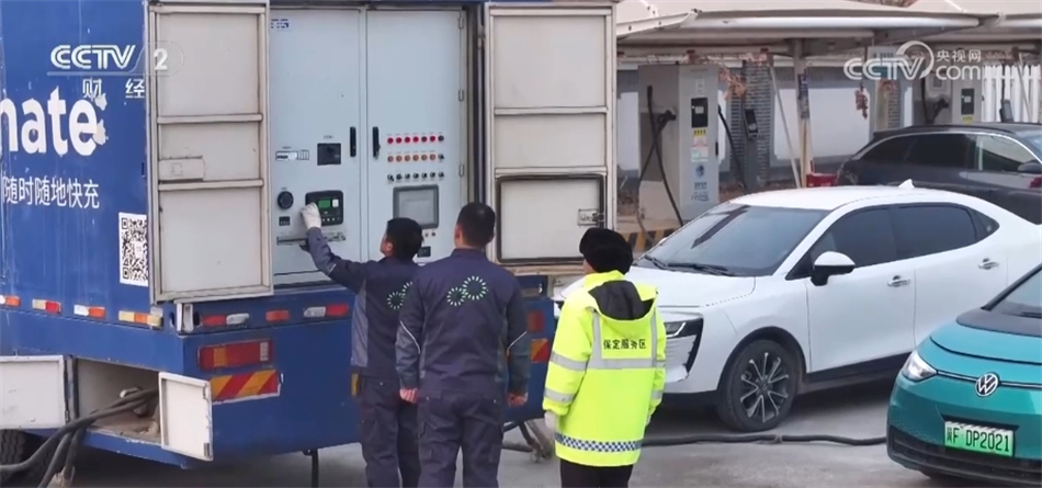 从铁路到公路、从优服务到解难题 多措并举“温暖”春运回家旅途