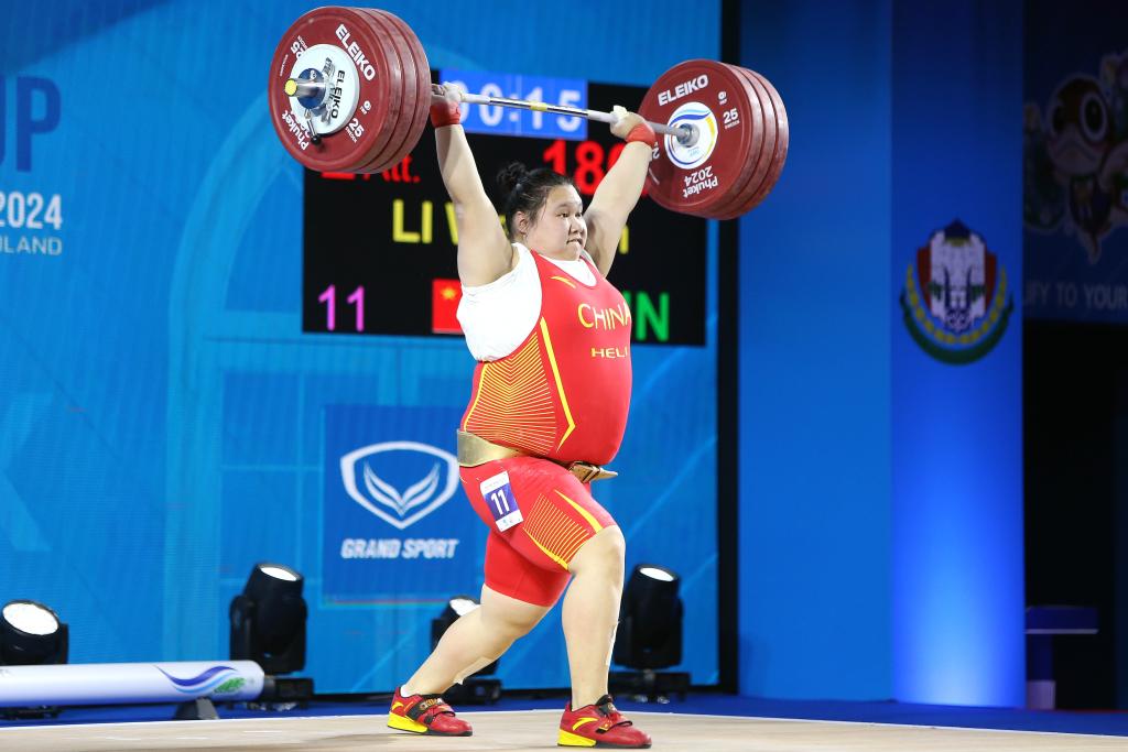 举重世界杯：李雯雯囊括女子87公斤以上级三金
