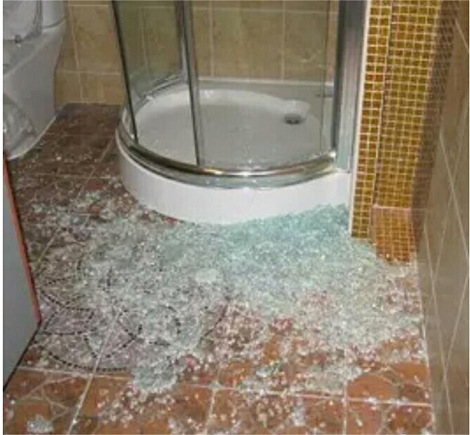 缝了二十多针!只因洗澡时碰到这事 小心潜伏在浴室里的杀手 缝了二十多针!只因洗澡时碰到这事 小心潜伏在浴室里的杀手