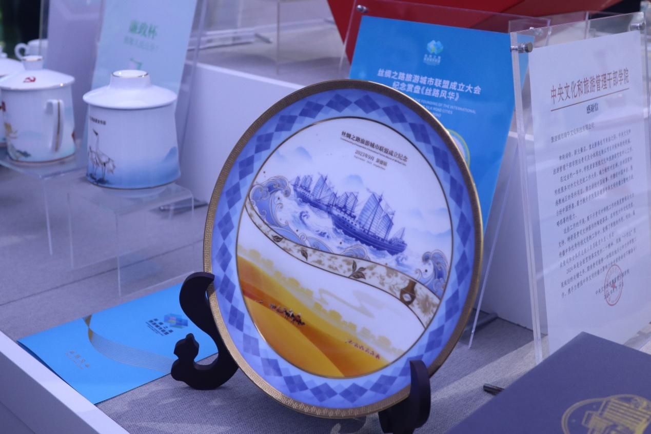 万千气象看江西 | 景德镇：千年窑火如何生生不“熄”