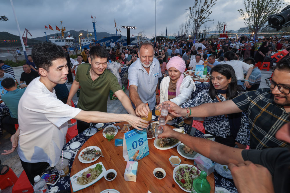 新场景、新玩法释放暑期消费市场新活力 新场景、新玩法释放暑期消费市场新活力