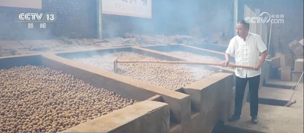 “补露”“食白” 当白露节气遇上美食 碰撞出诗意“邂逅”