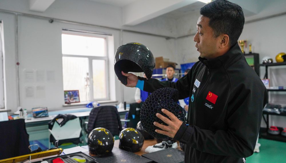 冰雪经济冲万亿，国产装备如何C位出道