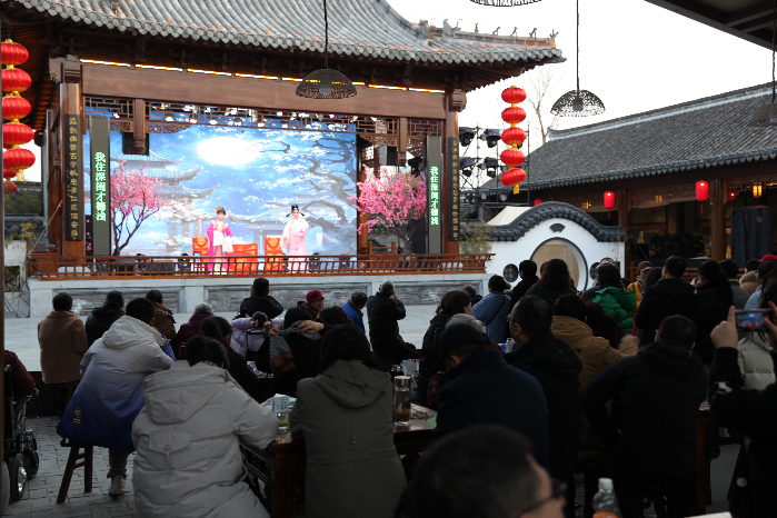 新春走基层 | 小镇有好戏 欢喜过大年