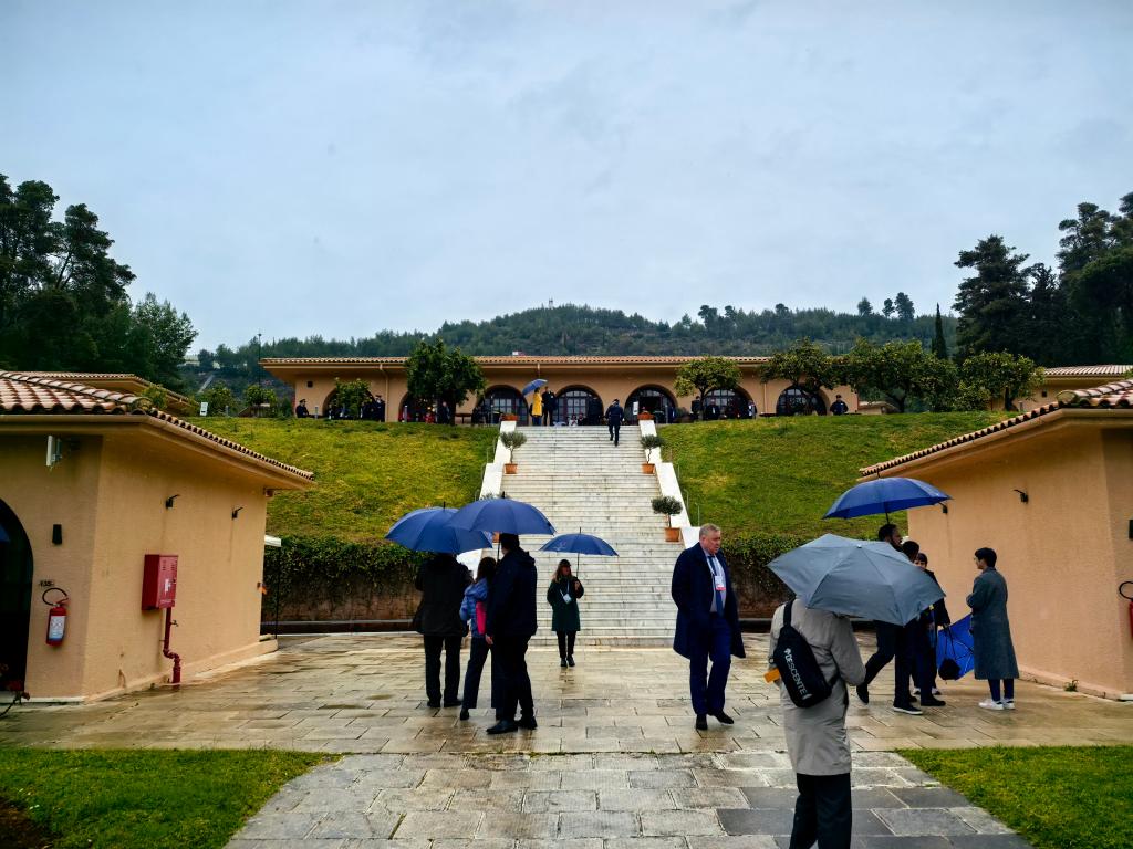 闲记：雨落古奥林匹亚