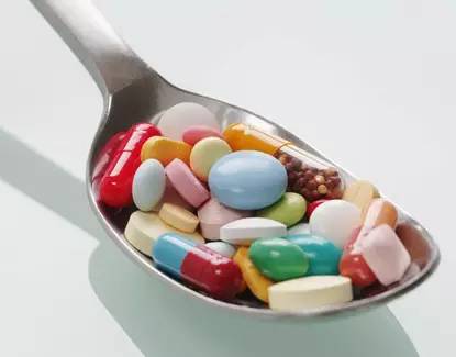 食品保健品直播带货乱象频出 辛选、萱妍堂因虚假宣传被罚