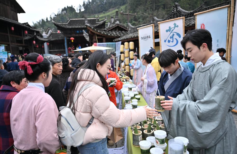 镜观·回响丨荆楚文脉长 大江孕新章