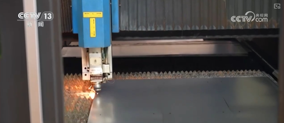 生产忙、订单增!企业开辟“新赛道”吸引海外客商不远千里来“探厂”