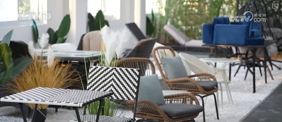 生产忙、订单增!企业开辟“新赛道”吸引海外客商不远千里来“探厂”