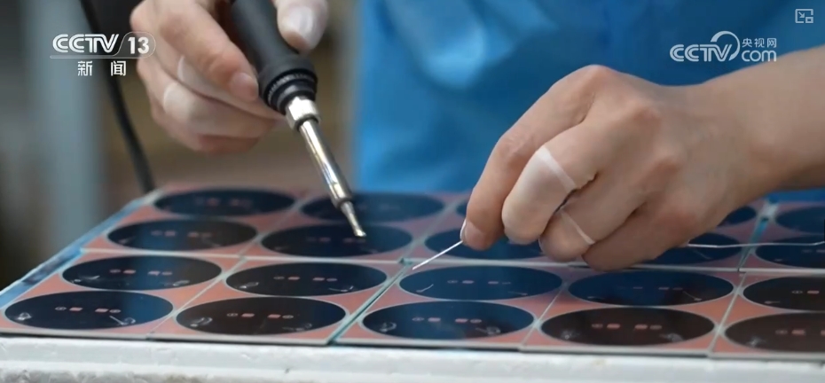 生产忙、订单增!企业开辟“新赛道”吸引海外客商不远千里来“探厂”