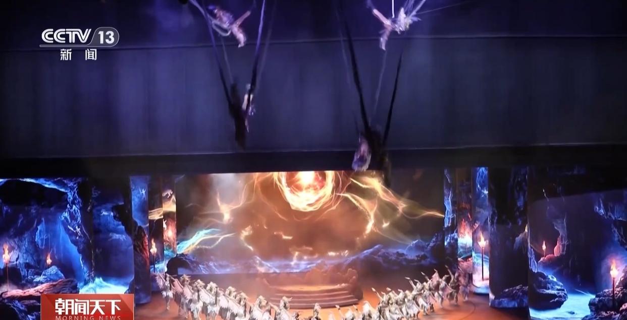 大市场 大活力丨溶洞音乐会 悬崖喝咖啡 商圈“破圈”新场景热度再增加