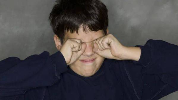 孩子手机游戏上瘾怎么办？