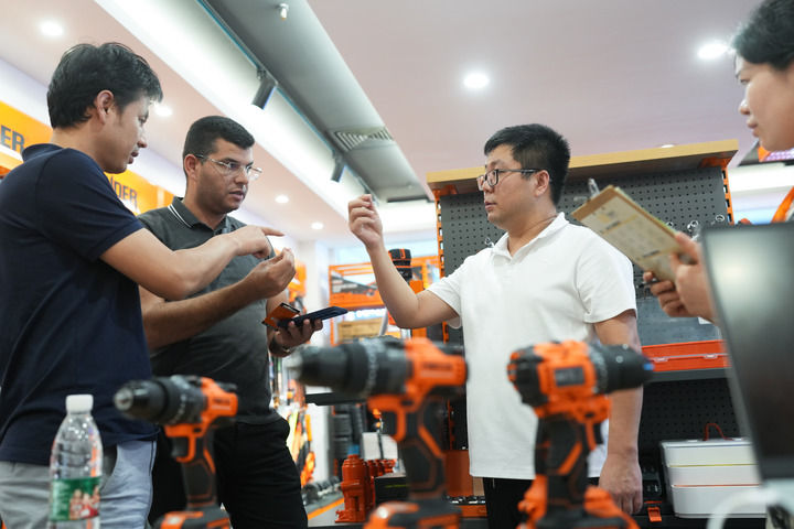 “地瓜经济”与“三个浙江”