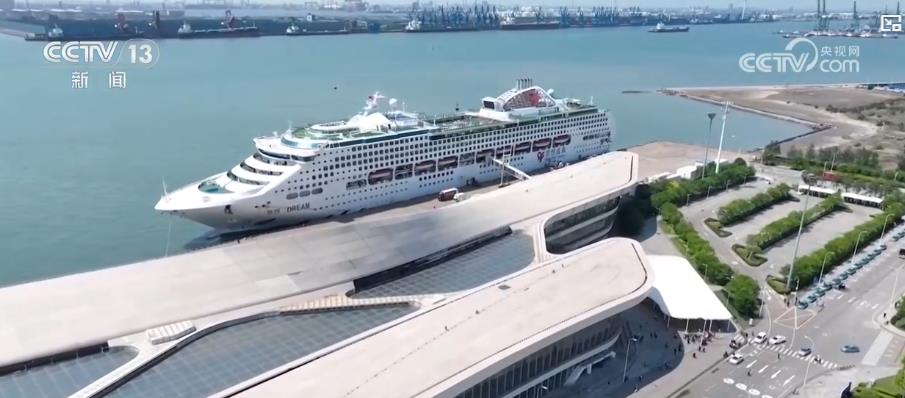 “坐着邮轮来中国”成新时尚:入境游迎爆发式增长 点燃文旅消费新热潮 “坐着邮轮来中国”成新时尚:入境游迎爆发式增长 点燃文旅消费新热潮