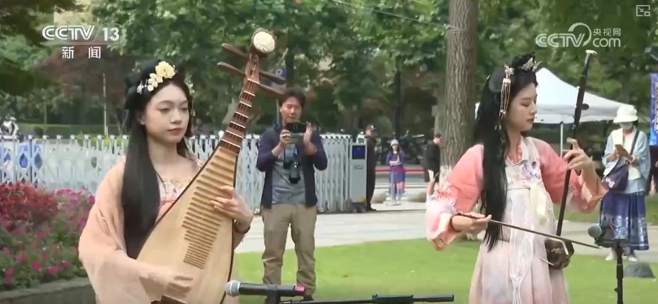 “乐趣端午”文娱盛宴聚客来 “龙舟+”花样上新打造新顶流燃动消费新热潮