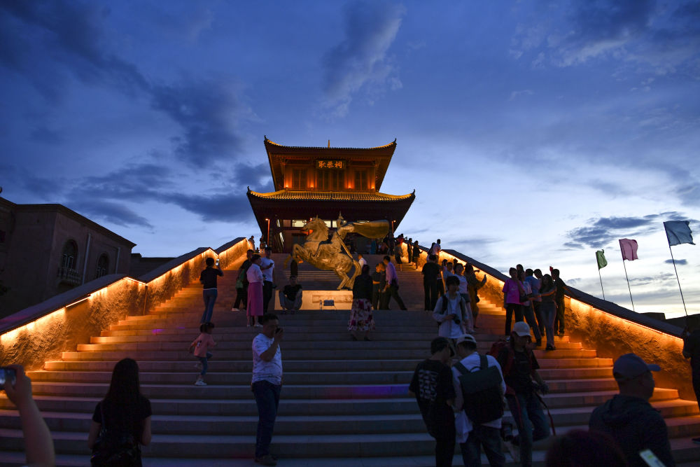 跟着环塔游新疆｜喀什篇：穿古城，触云端，天地大美