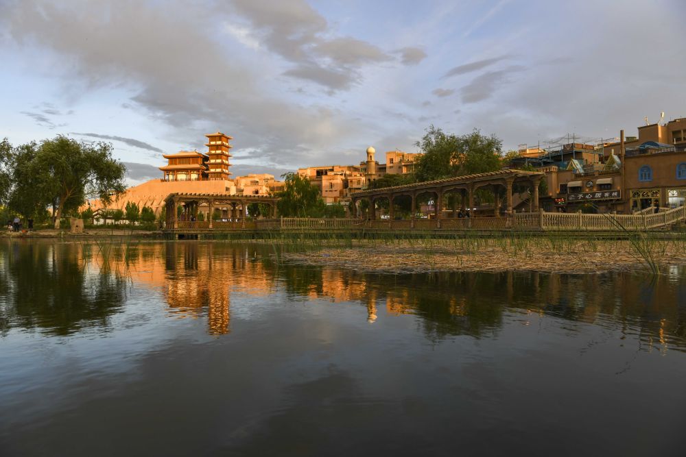 跟着环塔游新疆|喀什篇:穿古城,触云端,天地大美 跟着环塔游新疆|喀什篇:穿古城,触云端,天地大美