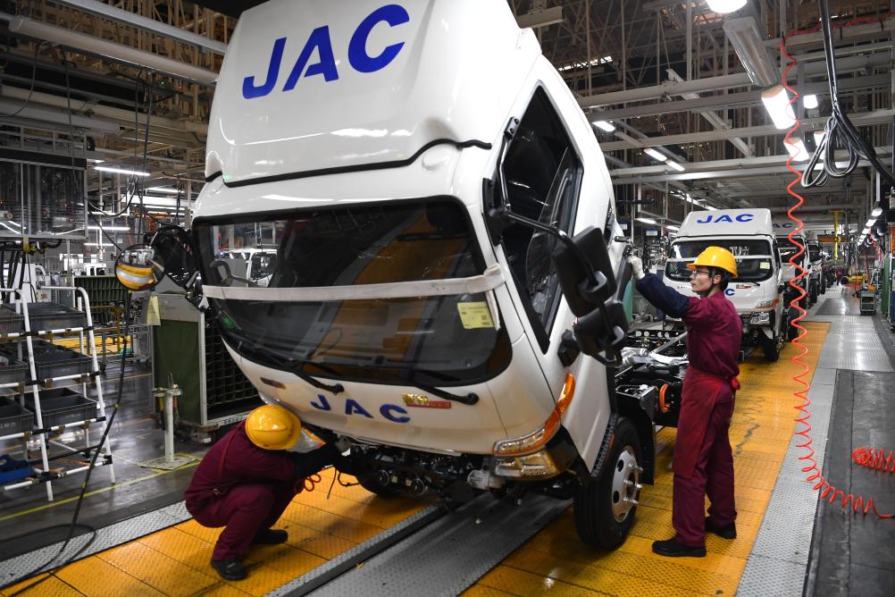 苦练“内功”破“内卷”——中国汽车行业积极响应倡议谋求健康发展