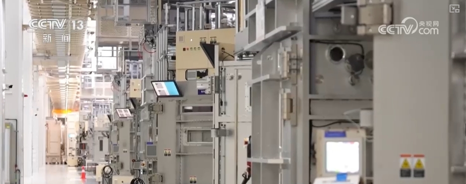 “屏”常可见从1到N“加速跑” “千锤百炼”锻造硬实力释放千亿级大市场