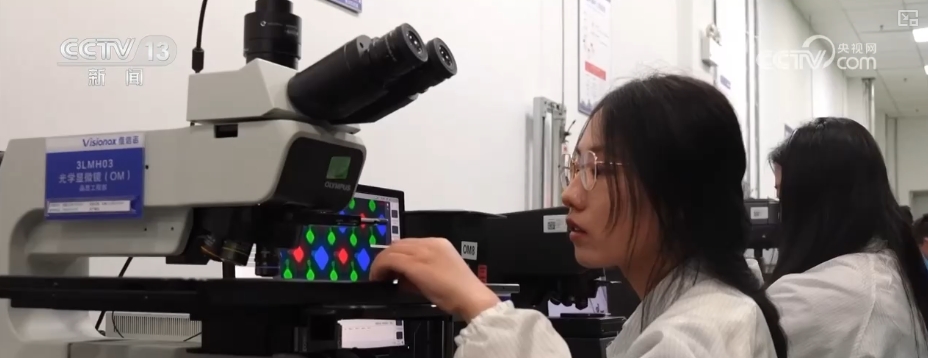 “屏”常可见从1到N“加速跑” “千锤百炼”锻造硬实力释放千亿级大市场