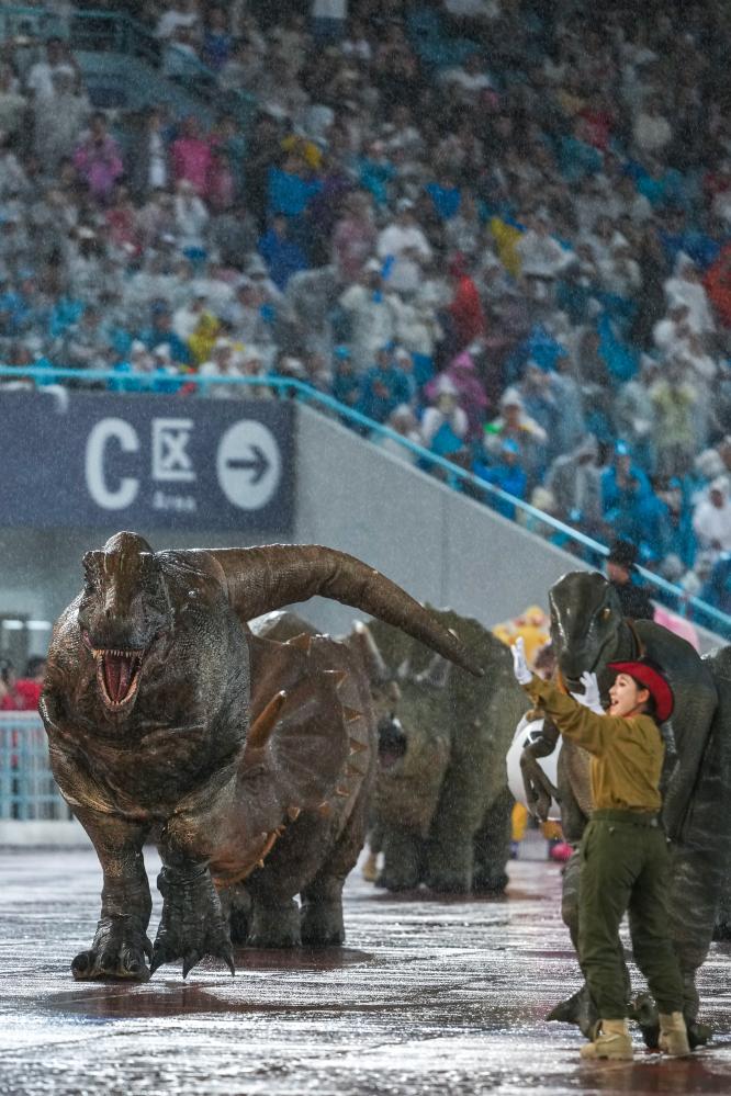 追光丨“苏超”,持续刷新纪录中…… 追光丨“苏超”,持续刷新纪录中……