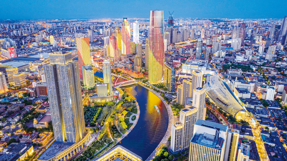 18年,夏季达沃斯在渤海之滨风华正茂 18年,夏季达沃斯在渤海之滨风华正茂