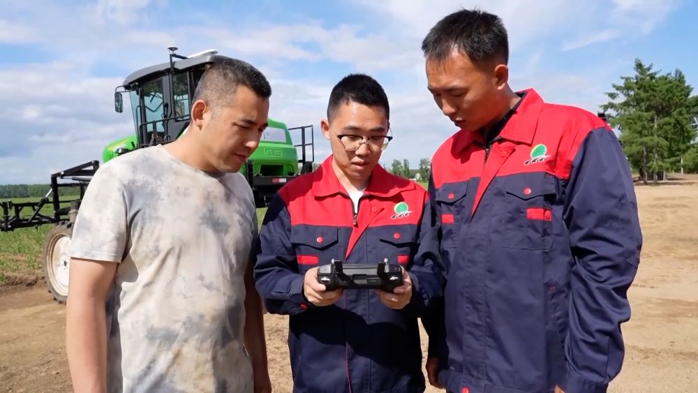 新华视点｜抢农时 护丰收 多维度保障“三夏”生产