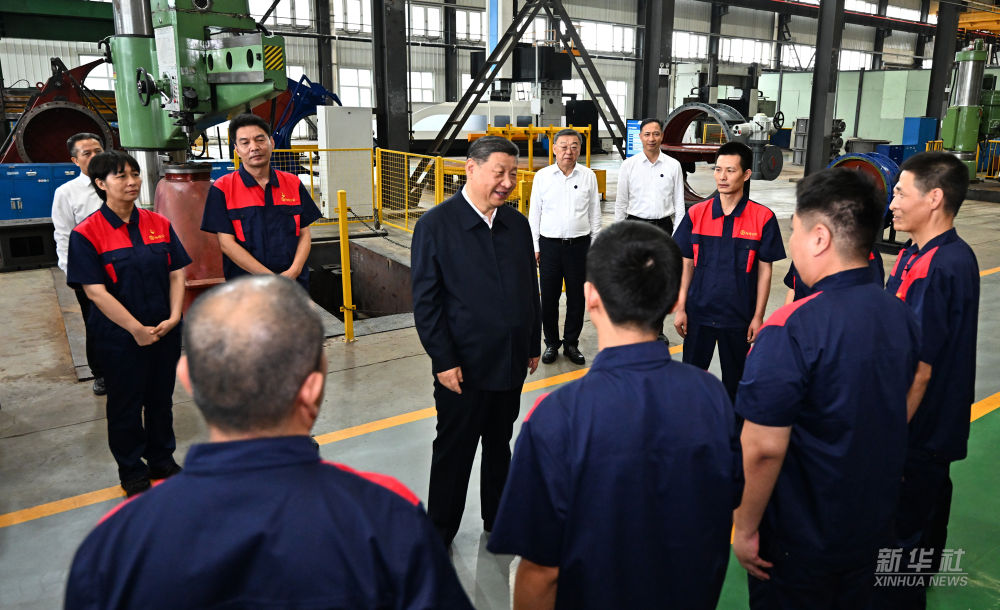 新华图讯丨习近平在阳泉考察制造业企业发展