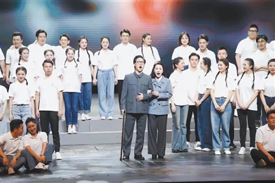 《游击队歌》：“每一寸土地都是我们自己的”