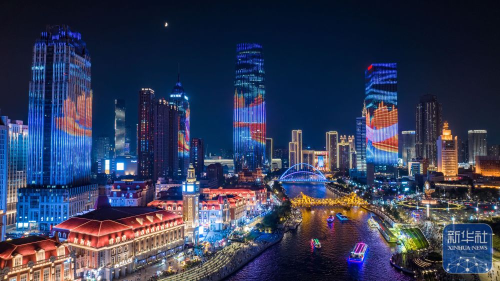 飞阅中国｜津彩夜空 光耀海河