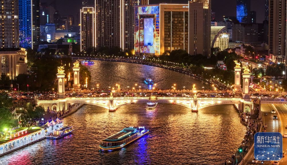 飞阅中国|津彩夜空 光耀海河 飞阅中国|津彩夜空 光耀海河