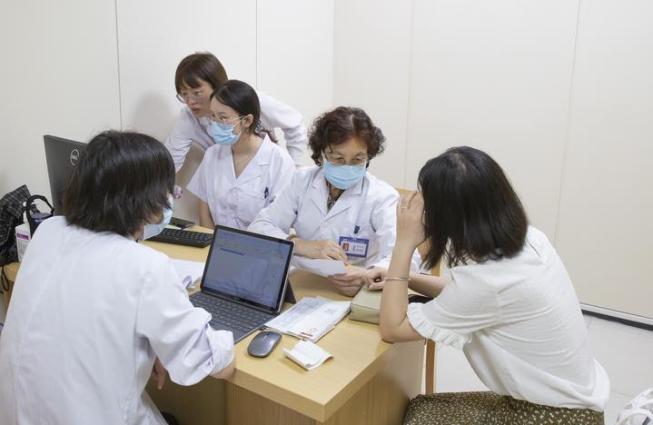 镜观·回响｜坚持以人为本 推进共同富裕