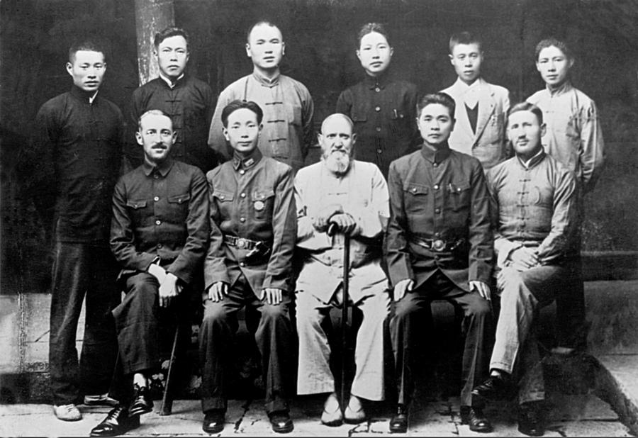 在东极岛，山海见证永不沉没的历史