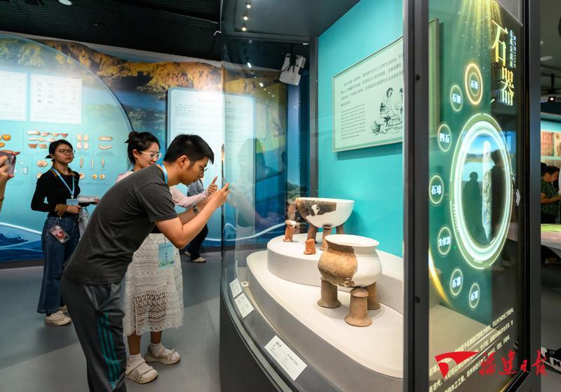 活力中国调研行 | 以文塑旅,让诗与远方“秀”在眼前 活力中国调研行 | 以文塑旅,让诗与远方“秀”在眼前