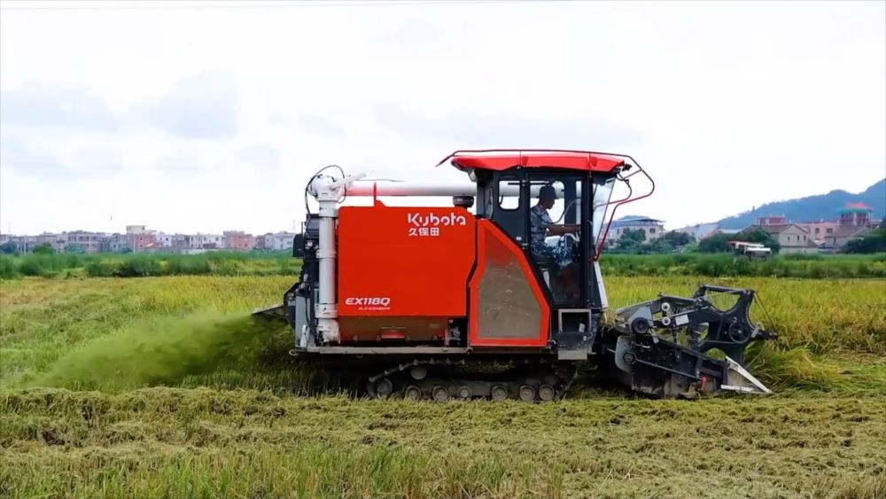 新华视点｜科技扎根田野间 多地探索农业高质量发展新路径