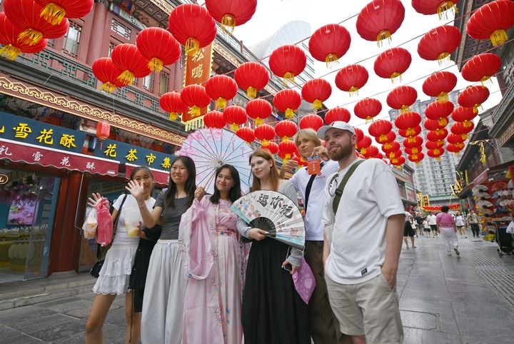 习近平推动“上海精神”焕发时代光彩