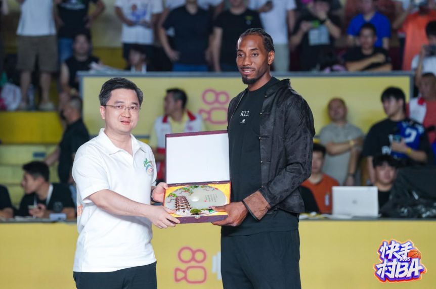 NBA球星邂逅快手村BA，让“国际范”与“乡土味”共融