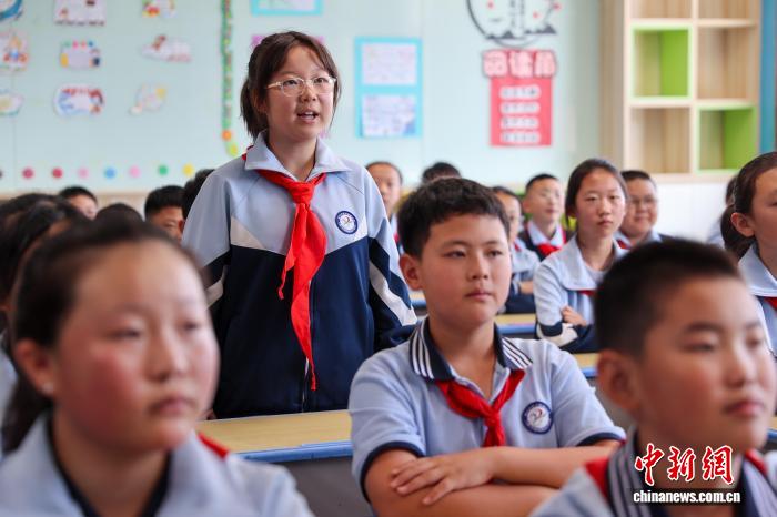 青海西宁：中小学生上好开学第一课