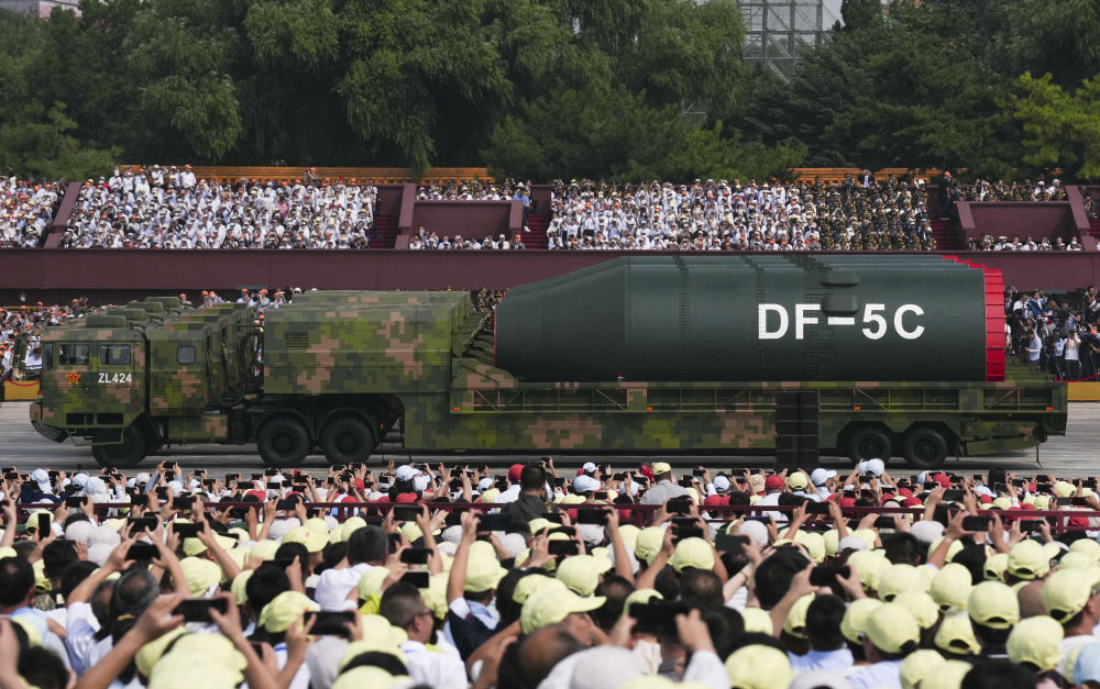 向着新的伟大胜利，前进！——纪念中国人民抗日战争暨世界反法西斯战争胜利80周年大会侧记