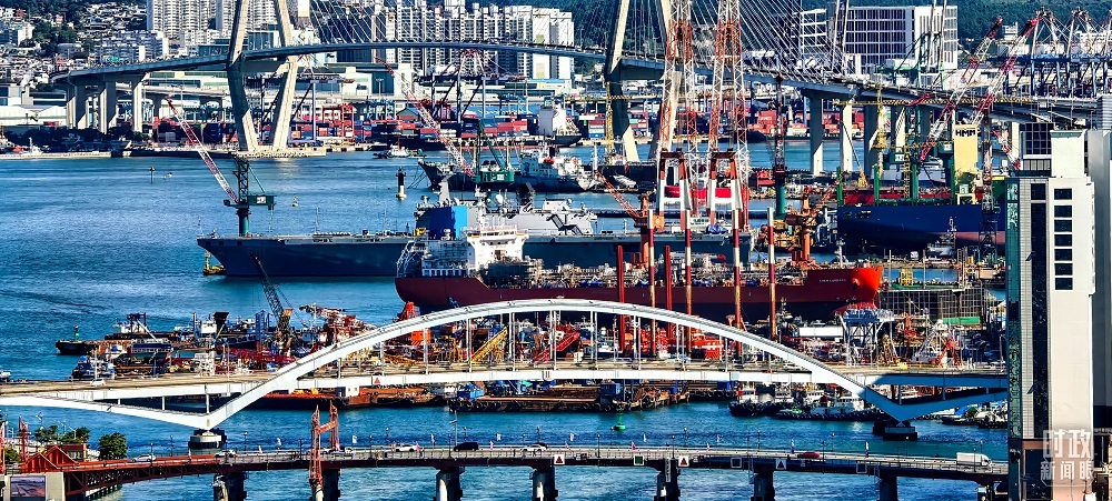 时政新闻眼丨中美元首釜山会晤，这些重点值得关注