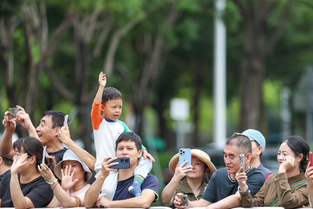 高清大图|三地联动四城同传!第十五届全运会火炬传递活动举行 高清大图|三地联动四城同传!第十五届全运会火炬传递活动举行